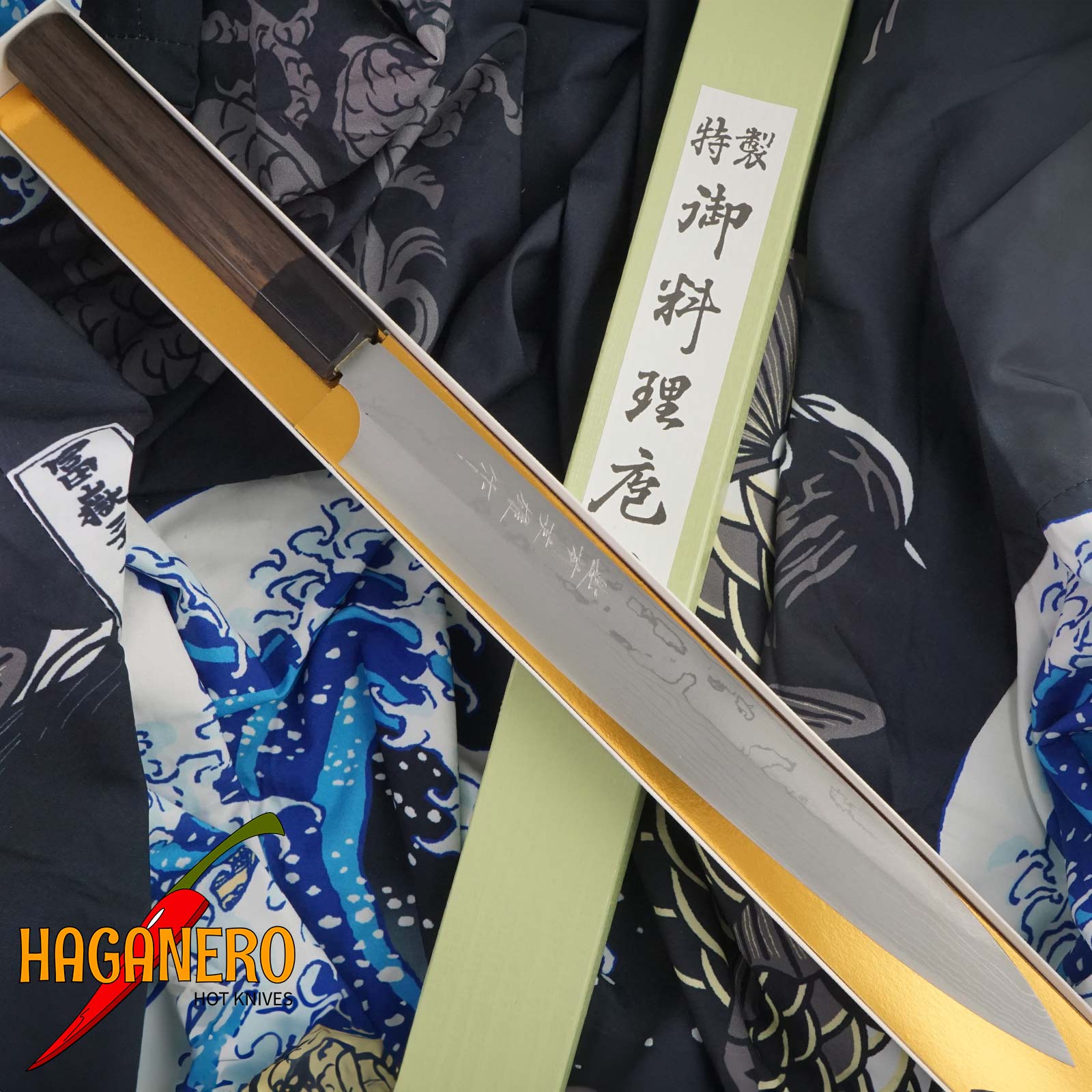 Yanagiba Japanese kitchen knife Hideo Kitaoka 11 Shirogami Layers CN-4209 27cm