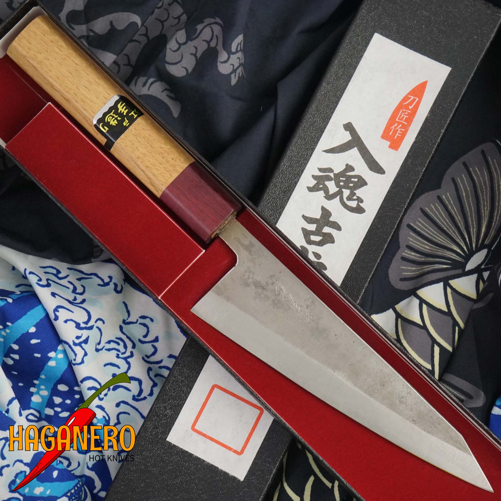 Japanese kitchen knife Goko Hamono Shirogami S/S Clad Honesuki GHO-010 15cm