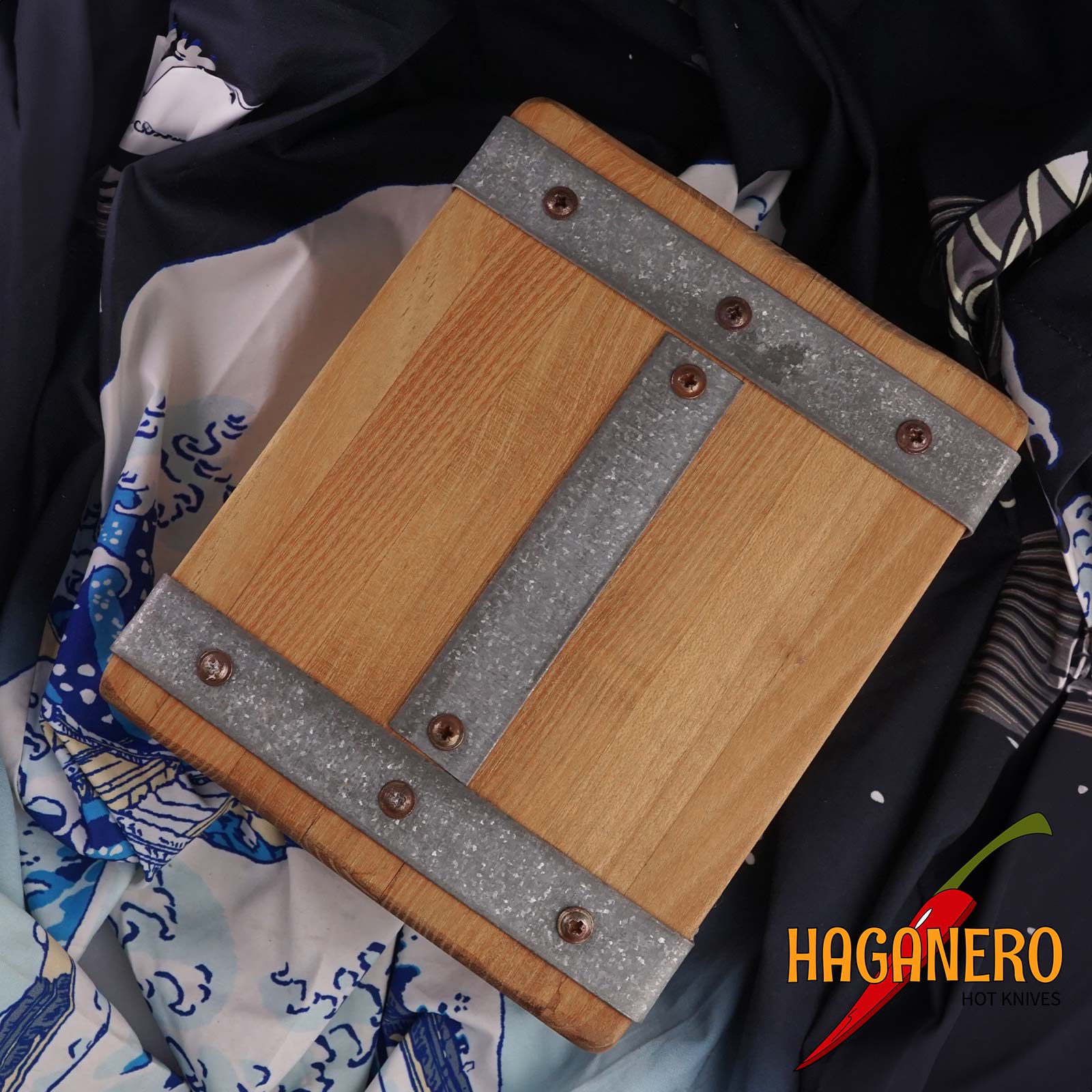 Knife stand etuHOME Rectangle Galvi Steak Knife Block RMA634UN2