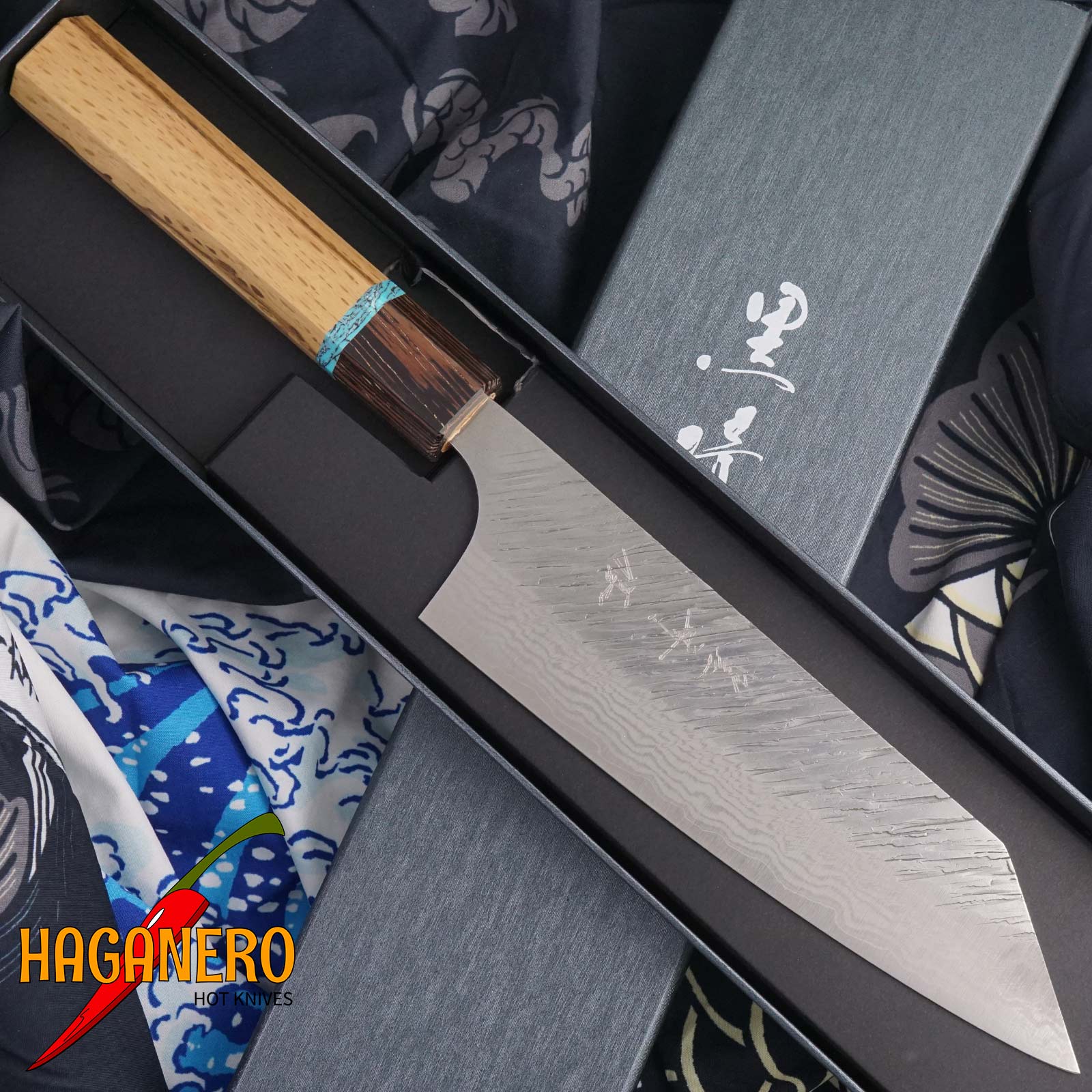 Bunka Japanese kitchen knife Yu Kurosaki Fujin VG10 Damascus ZVD-165BUOWQ 16.5cm